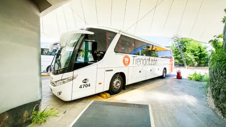 ônibus de Tienda Leon