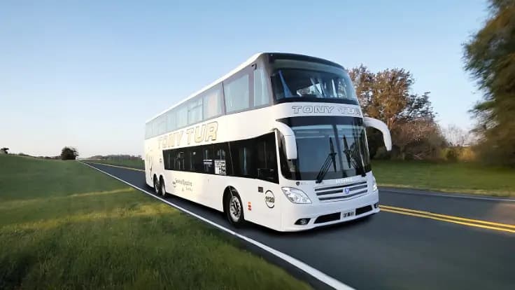 ônibus de Tony Tur